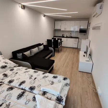 Apartment Pirat Apartman *