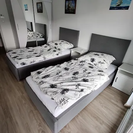 Pirat Apartman Apartment *