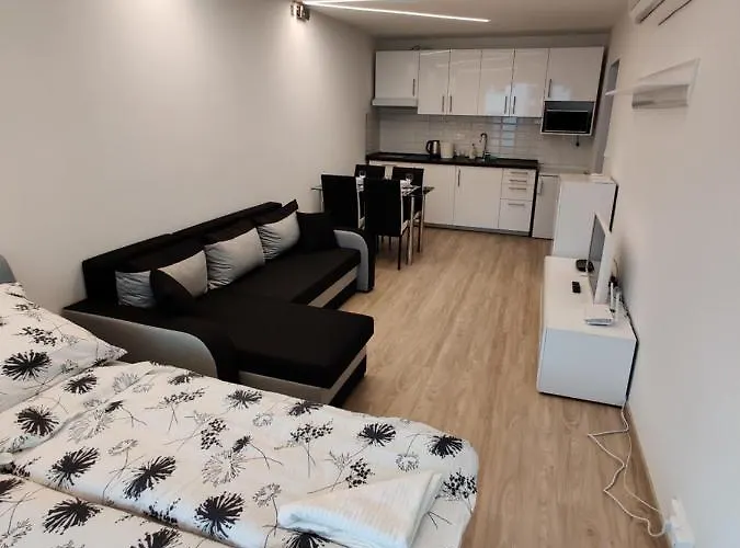 Apartment Pirat Apartman *