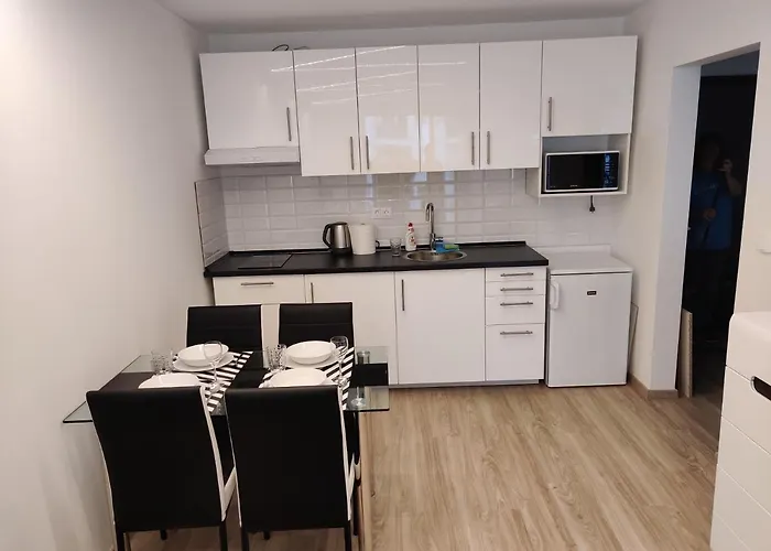 דירה Pirat Apartman שיופוק