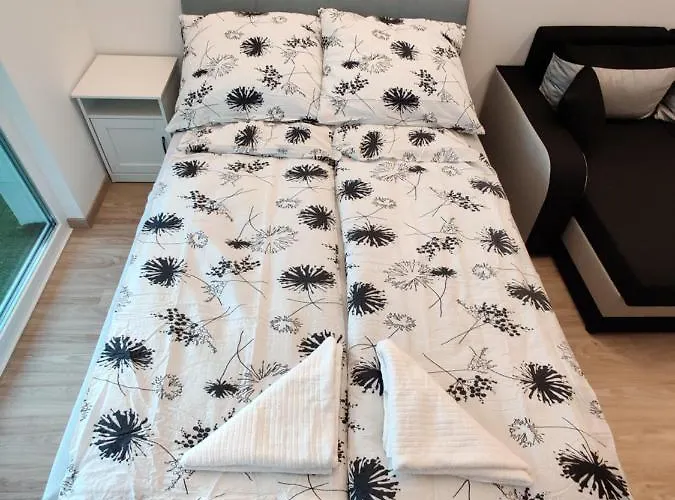 Pirat Apartman Apartment Siófok